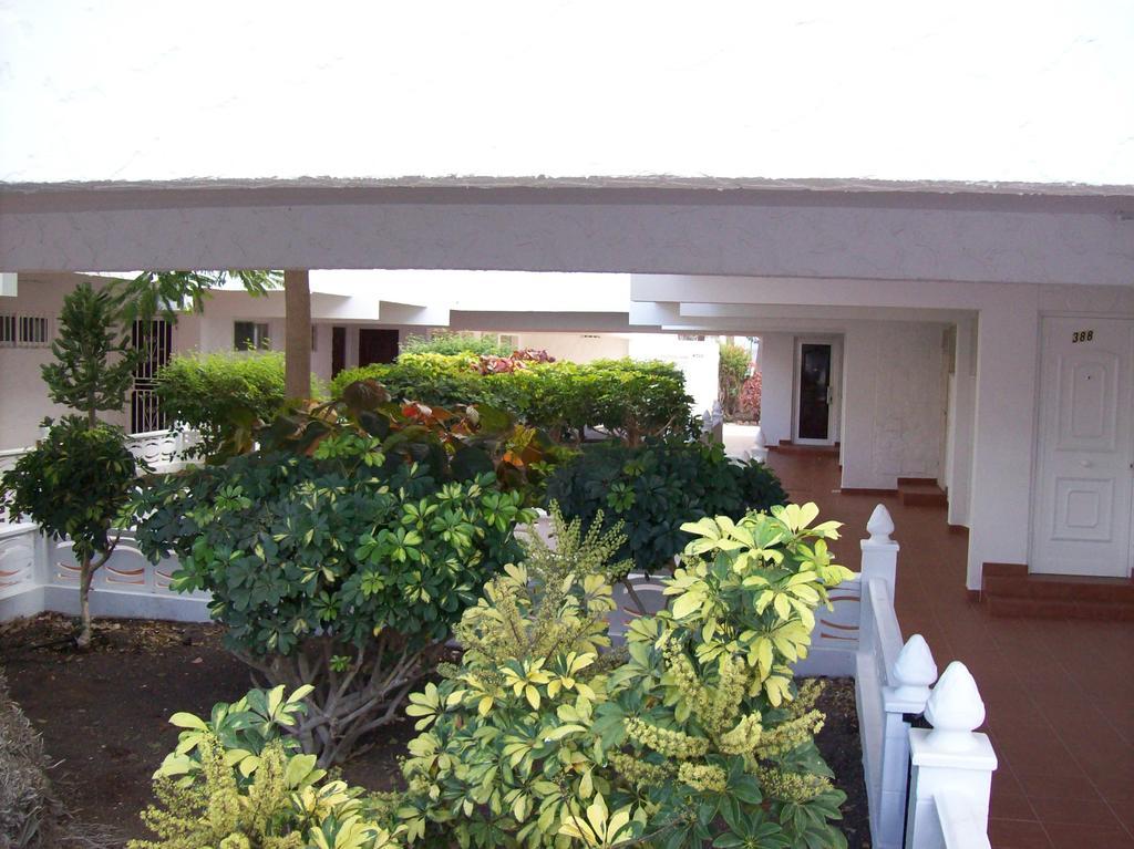 By Jonni Res. Chaparral Villa Costa Del Silencio Luaran gambar