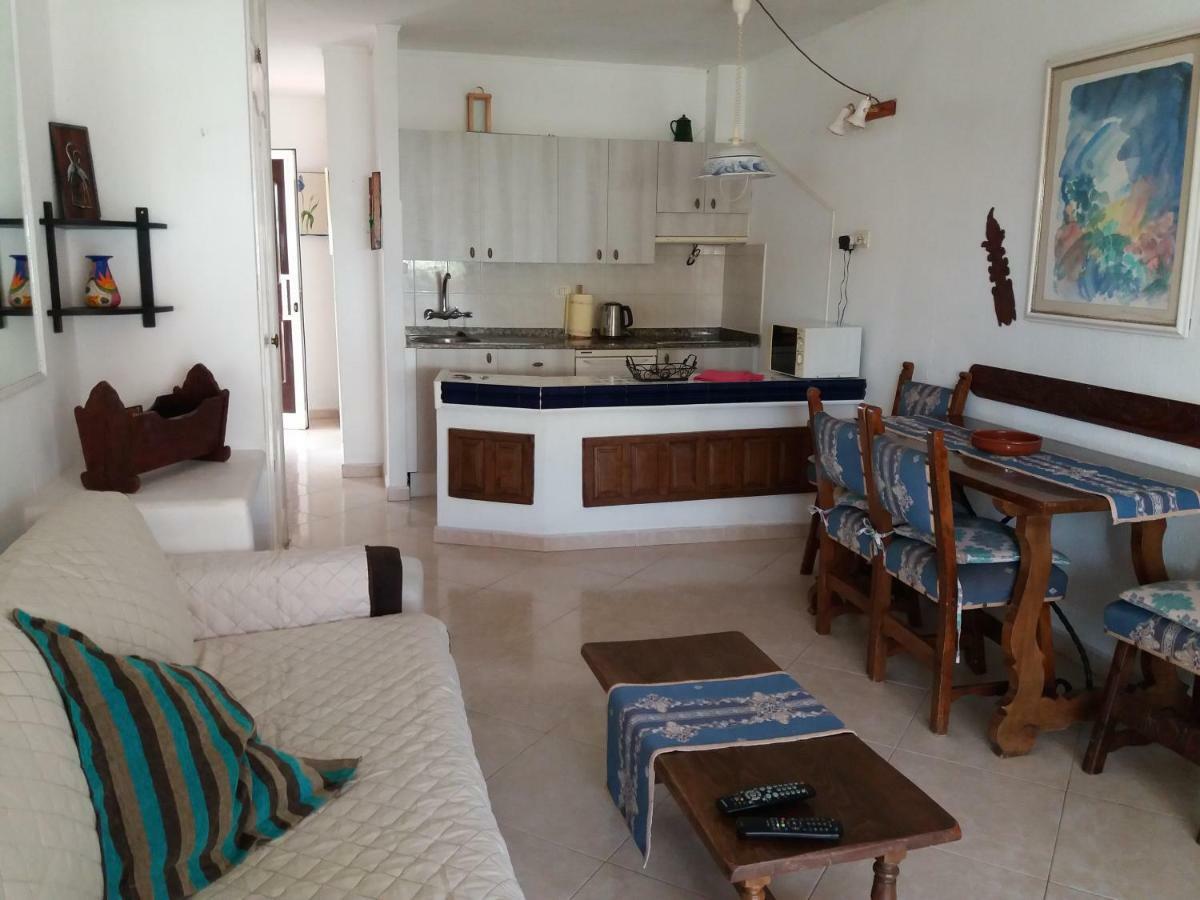 By Jonni Res. Chaparral Villa Costa Del Silencio Luaran gambar
